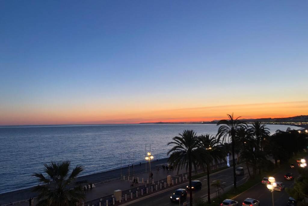 Promenade Des Anglais Amazing Sea View 140M2 3Br Ницца Экстерьер фото